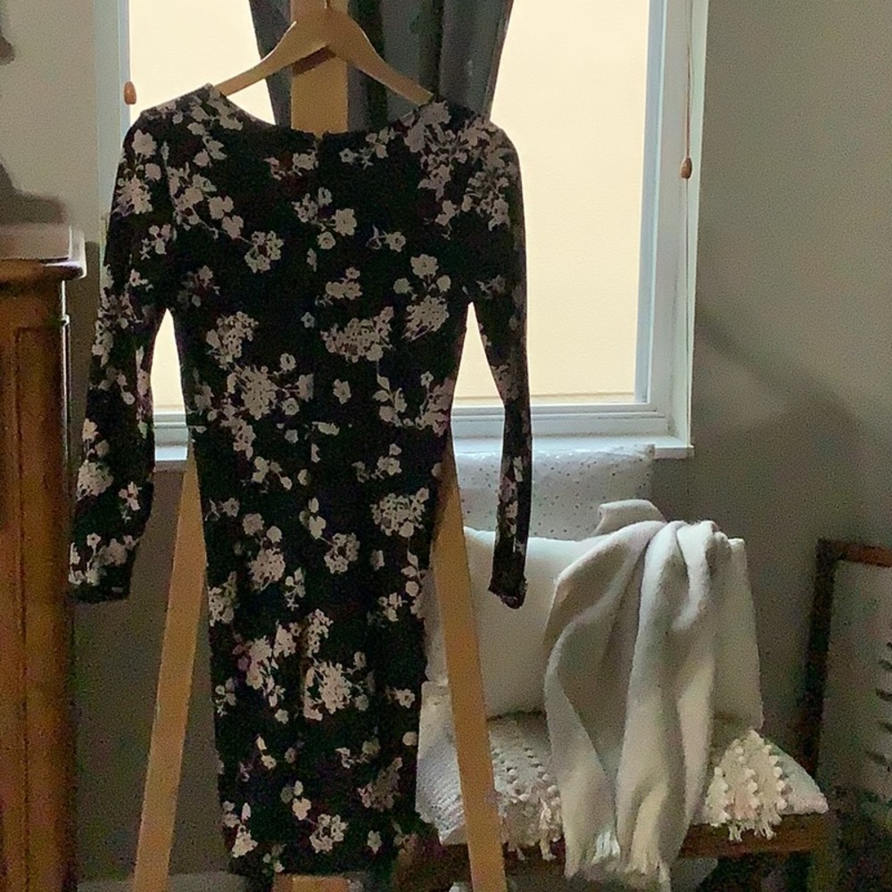 Floral Black Dress - Picture 4 of 4